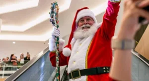 Jockey Plaza Shopping dá início à temporada de Natal com a chegada do Papai Noel e inauguração do Haras do Jotapê